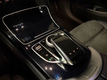 Mercedes-Benz GLC 250 4 Matic AMG STYLING-PANORAMA-DODEHOEK-SFEER-20 INCH MULTISPAA