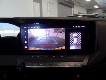 Opel Astra 1.2 Business Edition 5drs, Navigatie, Achteruitrijcamera, Stoel v