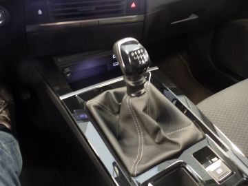 Opel Astra 1.2 Business Edition 5drs, Navigatie, Achteruitrijcamera, Stoel v