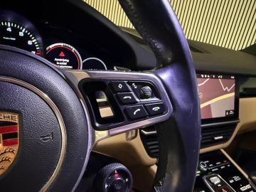 Porsche Cayenne Coupé 3.0 E Hybrid-BURMESTER-INNODRIVE-VIERWIELSTURING-LUCHT-PANO