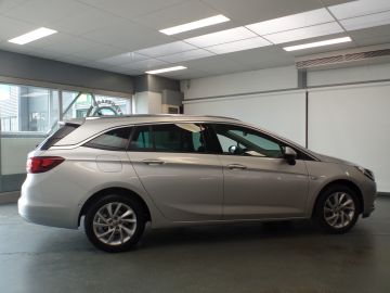 Opel Astra Sports Tourer 1.0 Turbo Innovation Navigatie, Achteruitrijcamera,
