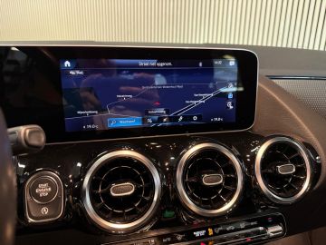 Mercedes-Benz GLA 200 Progressive-CAMERA-APPLE CARPLAY-ECC-STOELCOMFORT-COMPLEET