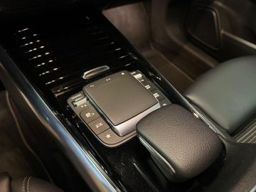 Mercedes-Benz GLA 200 Progressive-CAMERA-APPLE CARPLAY-ECC-STOELCOMFORT-COMPLEET
