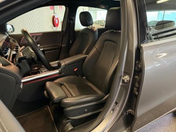 Mercedes-Benz B-Klasse 200 Progressive-MEMORY-PANORAMA-TREKHAAK-KEYLESS-COMPLEET