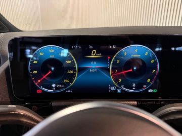 Mercedes-Benz B-Klasse 200 Progressive-MEMORY-PANORAMA-TREKHAAK-KEYLESS-COMPLEET