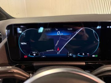 Mercedes-Benz B-Klasse 200 Progressive-MEMORY-PANORAMA-TREKHAAK-KEYLESS-COMPLEET
