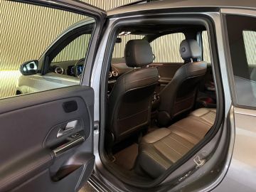 Mercedes-Benz B-Klasse 200 Progressive-MEMORY-PANORAMA-TREKHAAK-KEYLESS-COMPLEET