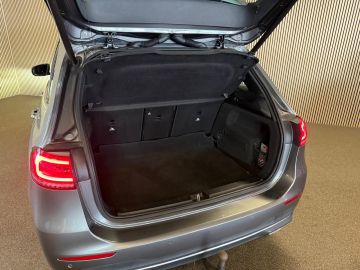 Mercedes-Benz B-Klasse 200 Progressive-MEMORY-PANORAMA-TREKHAAK-KEYLESS-COMPLEET