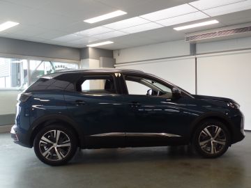 Peugeot 3008 1.2 PureTech Blue Lease Allure 130pk automaat, Navigatie, Achteru