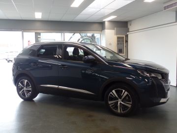 Peugeot 3008 1.2 PureTech Blue Lease Allure 130pk automaat, Navigatie, Achteru