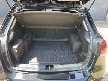 Mercedes-Benz A-Klasse 250 e AMG-Line - Trekhaak - Camera - Apple car play etc etc!