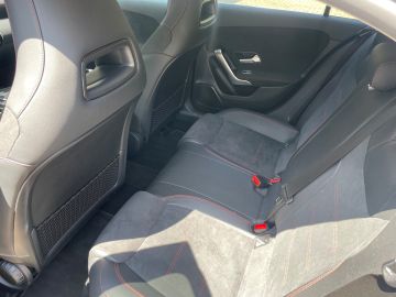 Mercedes-Benz A-Klasse 250 e AMG-Line - Trekhaak - Camera - Apple car play etc etc!