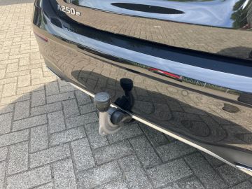 Mercedes-Benz A-Klasse 250 e AMG-Line - Trekhaak - Camera - Apple car play etc etc!