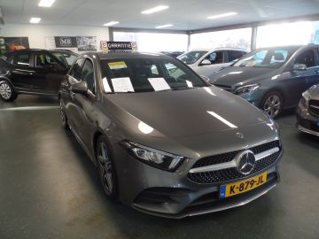 Audi A3 Limousine 30 TFSI Advance Sport S-LINE, Navigatie, Clima controle