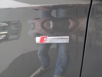 Audi A3 Limousine 30 TFSI Advance Sport S-LINE, Navigatie, Clima controle