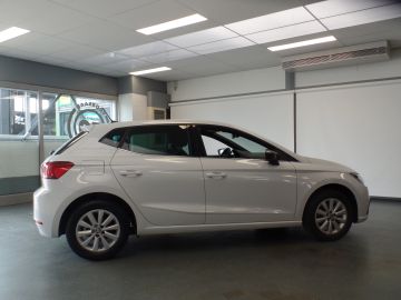 Seat Ibiza 1.0 TSI Business Intense, Automaat, Navigatie, Achteruitrijcamera