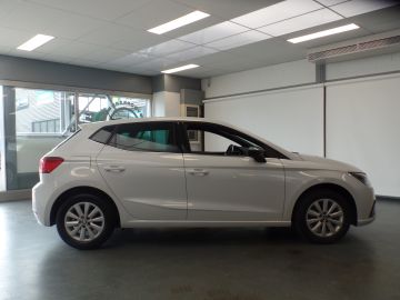 Seat Ibiza 1.0 TSI Business Intense, Automaat, Navigatie, Achteruitrijcamera