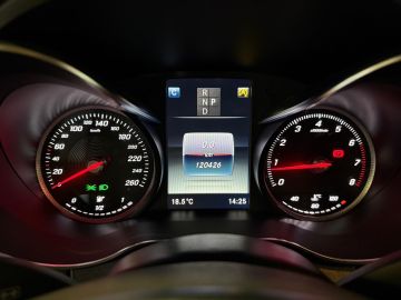 Mercedes-Benz C-Klasse Coupé 300 AMG STYLING-PANORAMA-AIRMATIC-DISTRONIC-SOUND-CAMERA-CO
