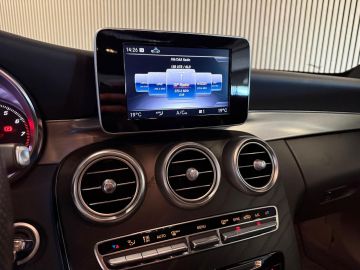 Mercedes-Benz C-Klasse Coupé 300 AMG STYLING-PANORAMA-AIRMATIC-DISTRONIC-SOUND-CAMERA-CO