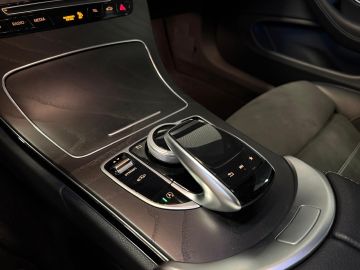 Mercedes-Benz C-Klasse Coupé 300 AMG STYLING-PANORAMA-AIRMATIC-DISTRONIC-SOUND-CAMERA-CO