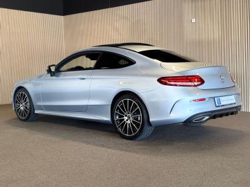 Mercedes-Benz C-Klasse Coupé 300 AMG STYLING-PANORAMA-AIRMATIC-DISTRONIC-SOUND-CAMERA-CO