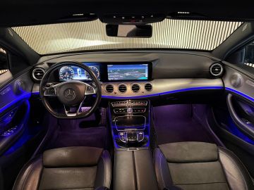 Mercedes-Benz E-Klasse 200 AMG STYLING-PANORAMA-WIDESCREEN-CAMERA-SOUND-COMPLEET