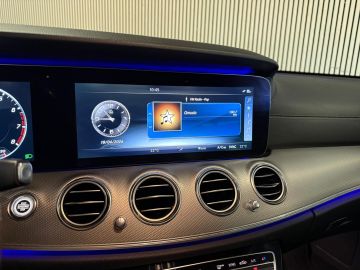 Mercedes-Benz E-Klasse 200 AMG STYLING-PANORAMA-WIDESCREEN-CAMERA-SOUND-COMPLEET