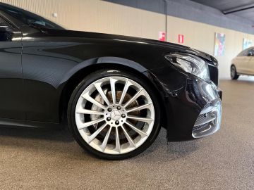 Mercedes-Benz E-Klasse 200 AMG STYLING-PANORAMA-WIDESCREEN-CAMERA-SOUND-COMPLEET