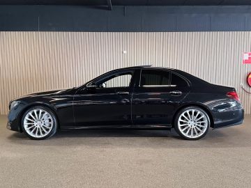 Mercedes-Benz E-Klasse 200 AMG STYLING-PANORAMA-WIDESCREEN-CAMERA-SOUND-COMPLEET