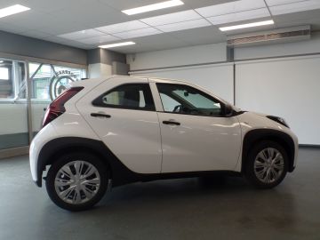 Toyota Aygo X 1.0 VVT-i X, 5drs, Nieuw model! Airco, Cruise controle, Elek ra