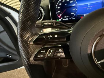 Mercedes-Benz C-Klasse Estate 300e AMG STYLING-PANORAMA-NIGHT-DODEHOEK-CAMERA-COMPL.