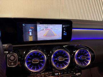 Mercedes-Benz CLA Shooting Brake 180 AMG STYLING-PANORAMA-NIGHT-CAMERA-KEYLESS-COMP