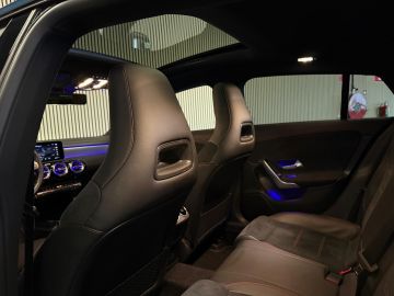 Mercedes-Benz CLA Shooting Brake 180 AMG STYLING-PANORAMA-NIGHT-CAMERA-KEYLESS-COMP