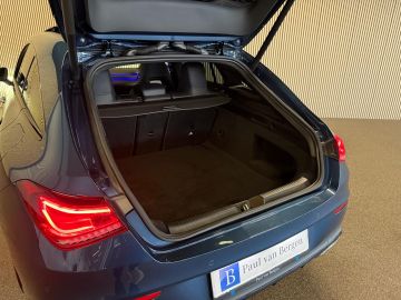 Mercedes-Benz CLA Shooting Brake 180 AMG STYLING-PANORAMA-NIGHT-CAMERA-KEYLESS-COMP